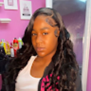 Meet your Posher, Sariah